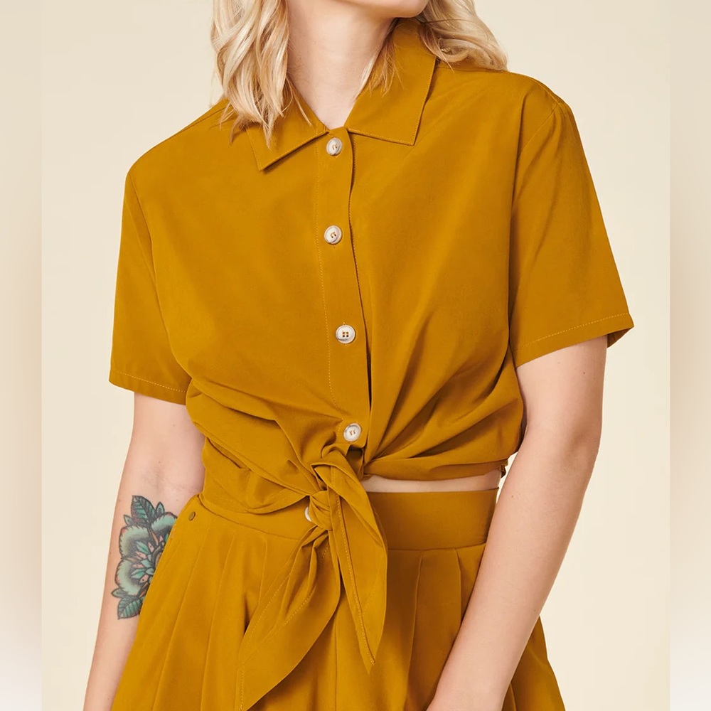 Wayre Button Up Crop in Bronze